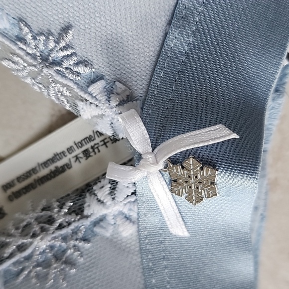 ❄️💙 VICTORIA'S SECRET PINK Wink PUSH-UP Triangle BRALETTE WONDERLAND 💙❄️ - Picture 8 of 11